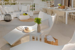 The Pleasurist only yours heated pool and terrace